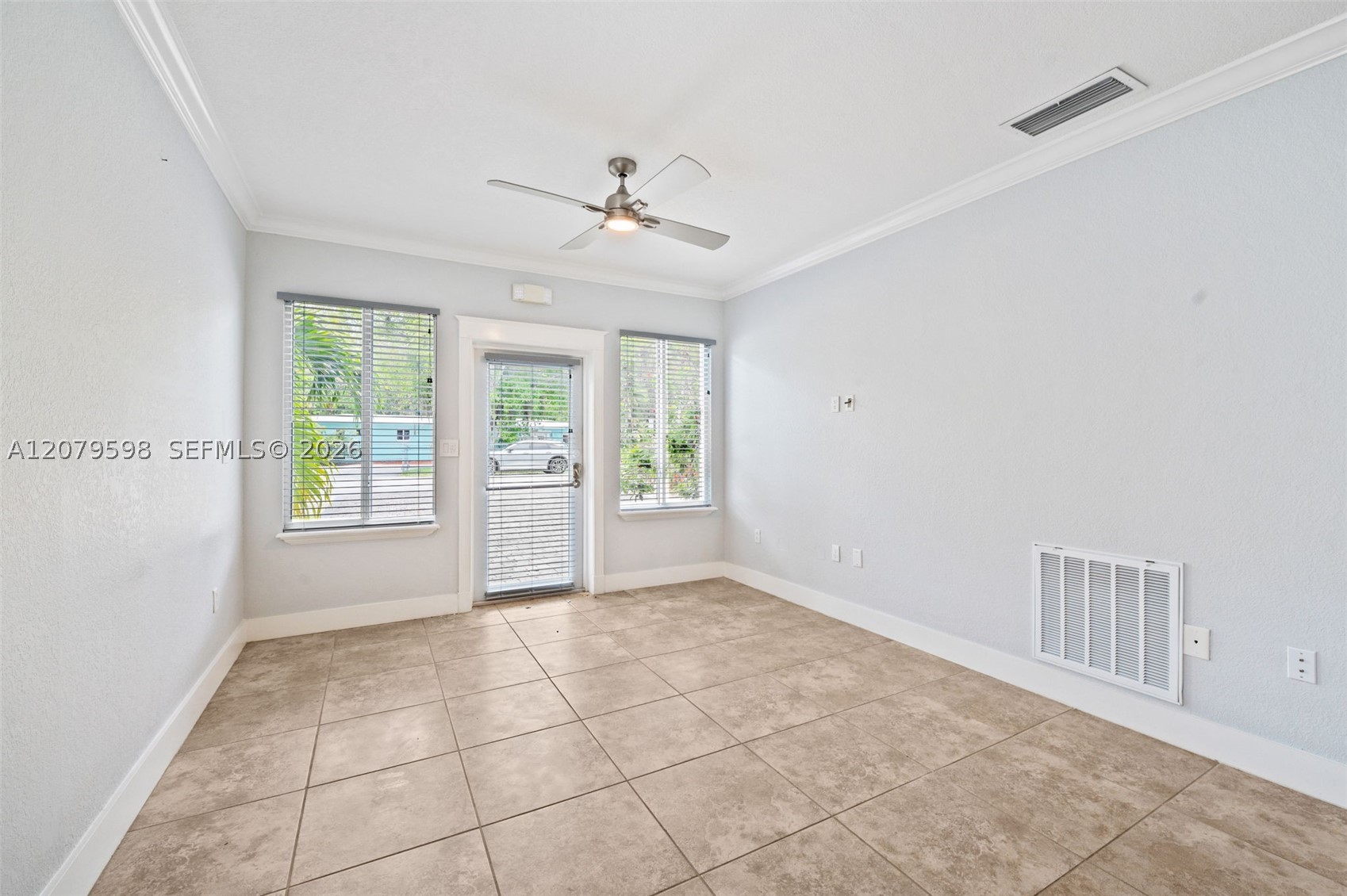 4 Transylvania Ave B Property Photo 7