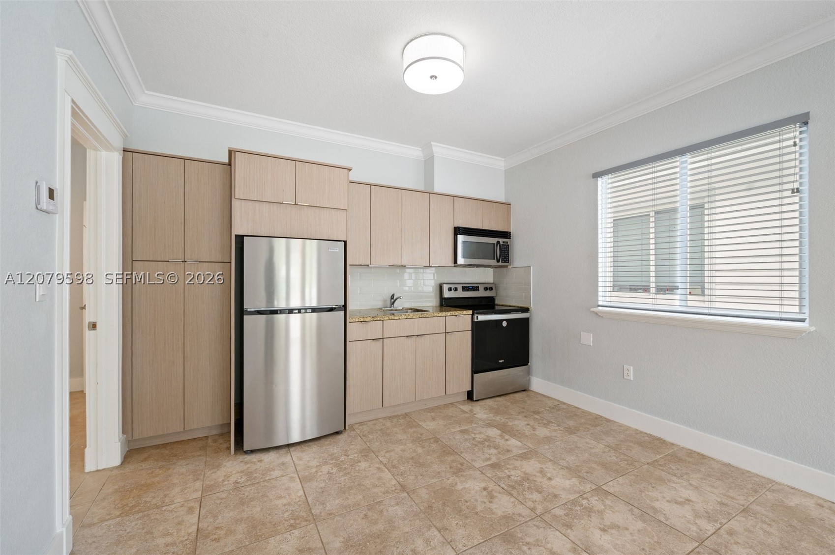 4 Transylvania Ave B Property Photo 8