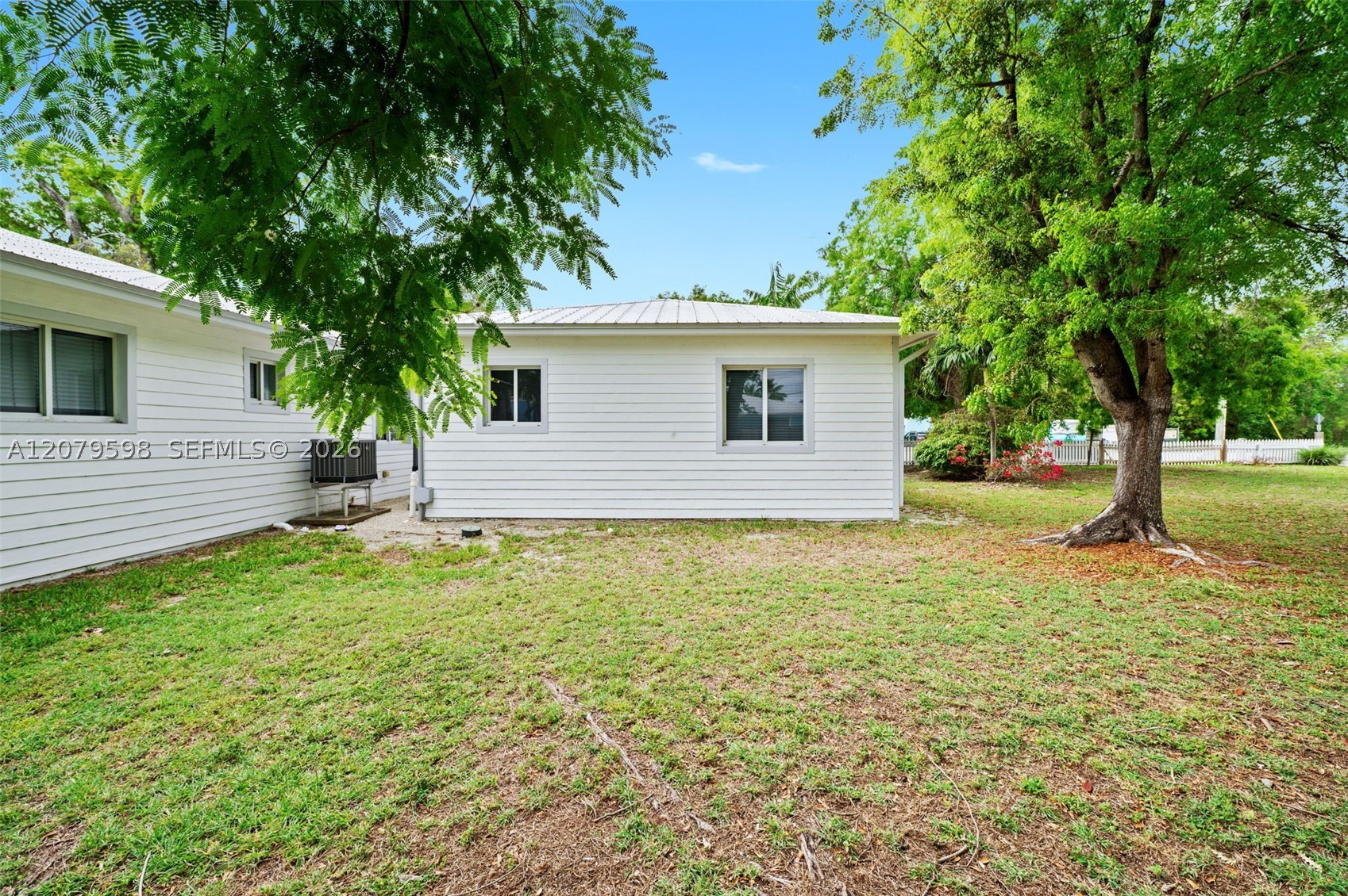 4 Transylvania Ave B Property Photo 15