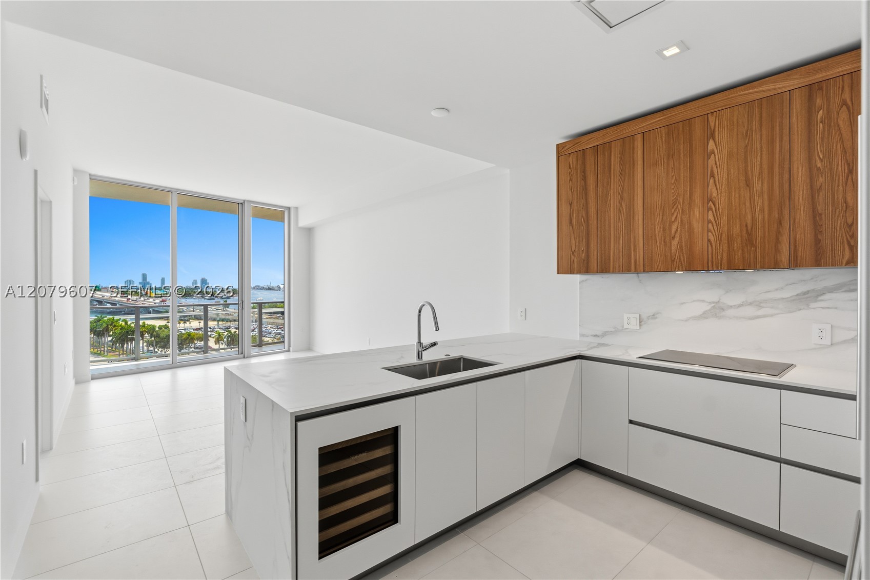 1400 Biscayne Blvd 804 Property Photo 1