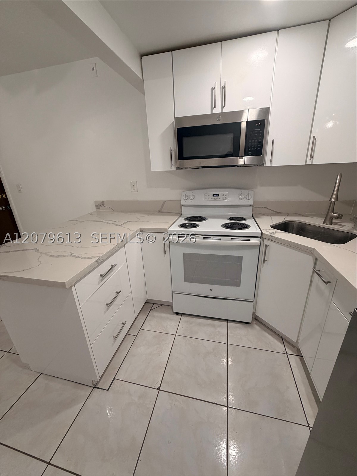 4715 Nw 7th St 108-2 Property Photo 1