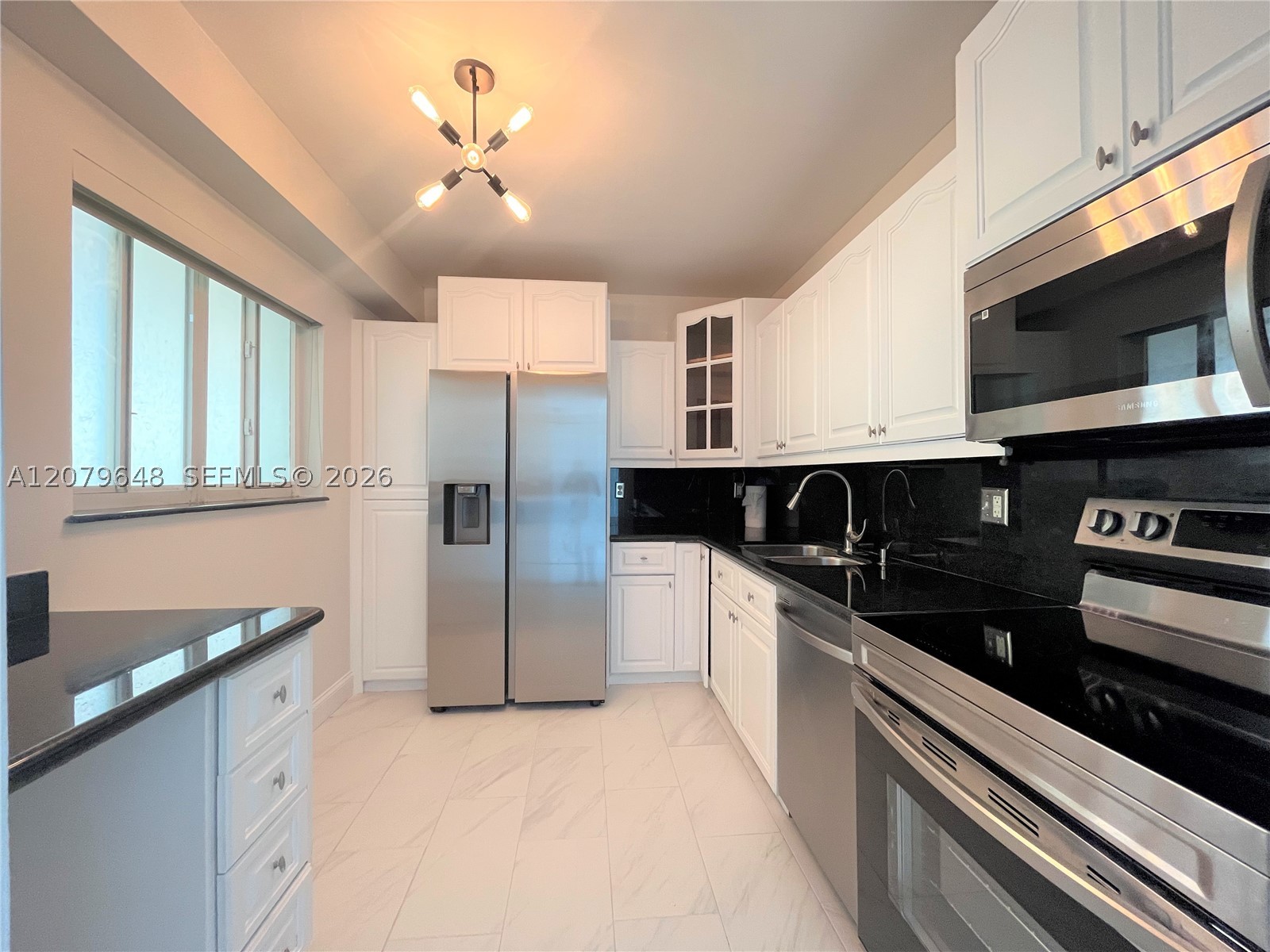 8888 Collins Ave 308 Property Photo 4
