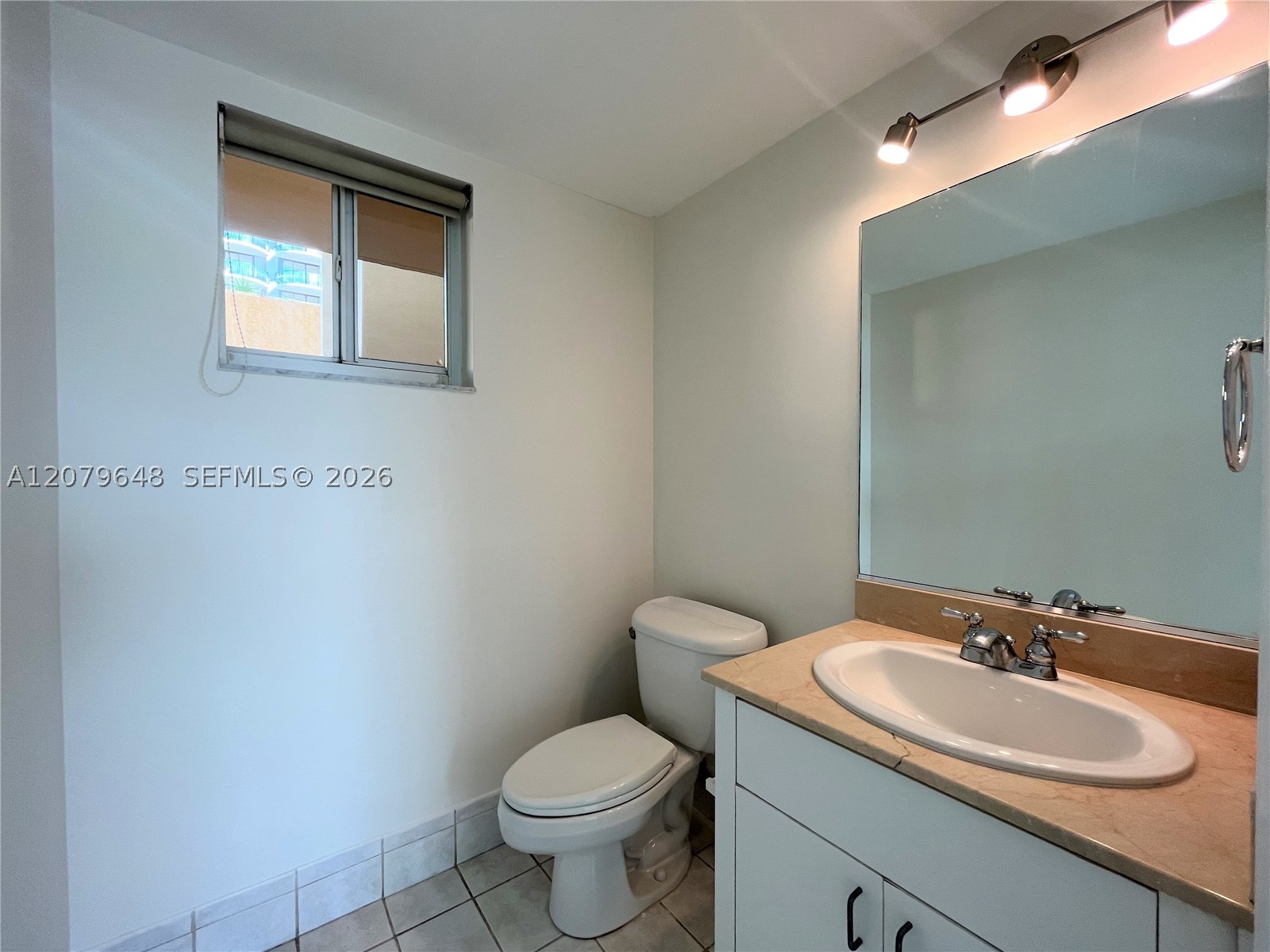 8888 Collins Ave 308 Property Photo 6