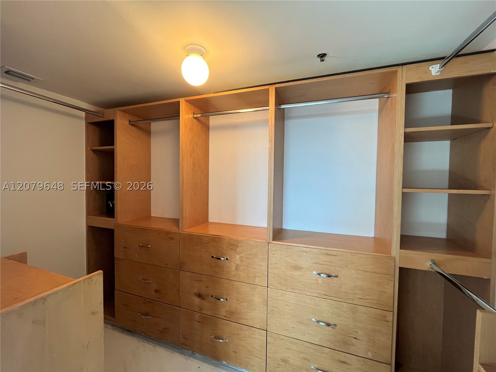 8888 Collins Ave 308 Property Photo 7