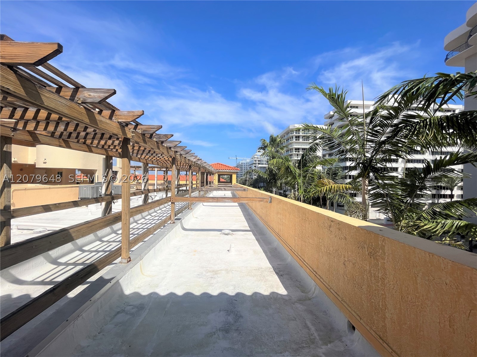 8888 Collins Ave 308 Property Photo 10