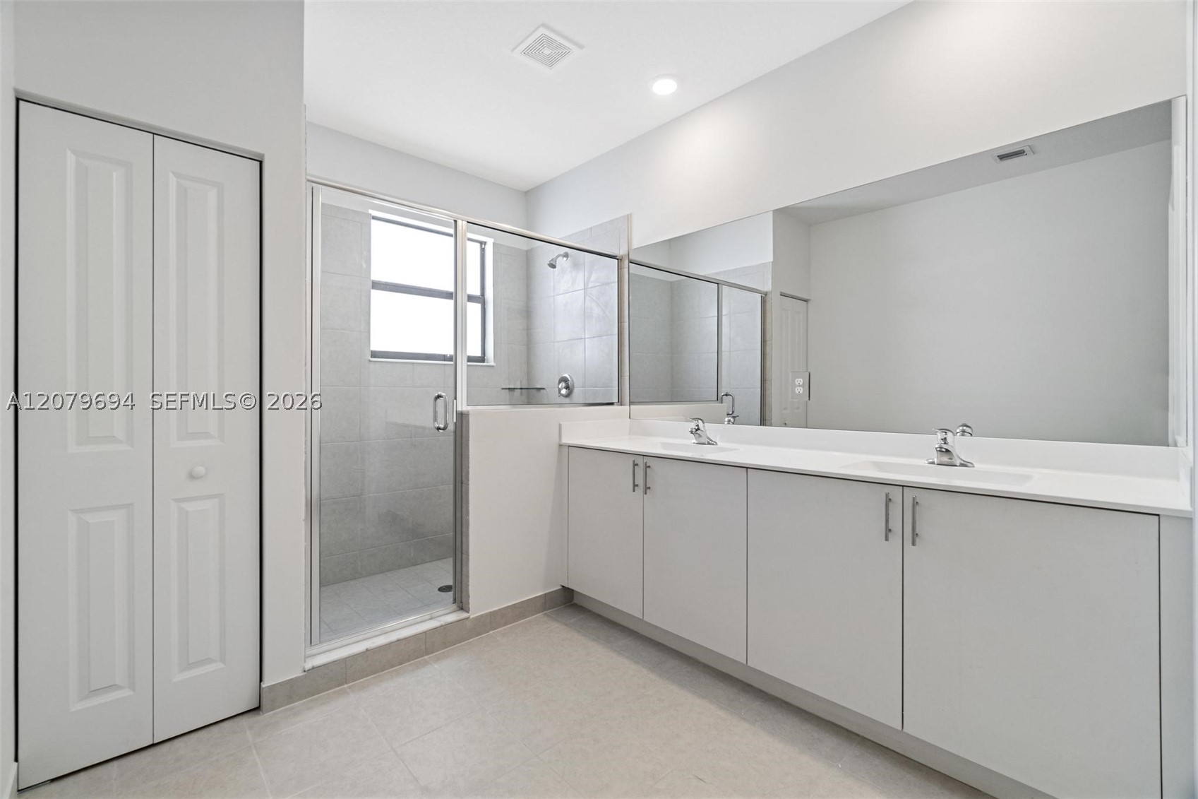 A12079694 Property Photo 18