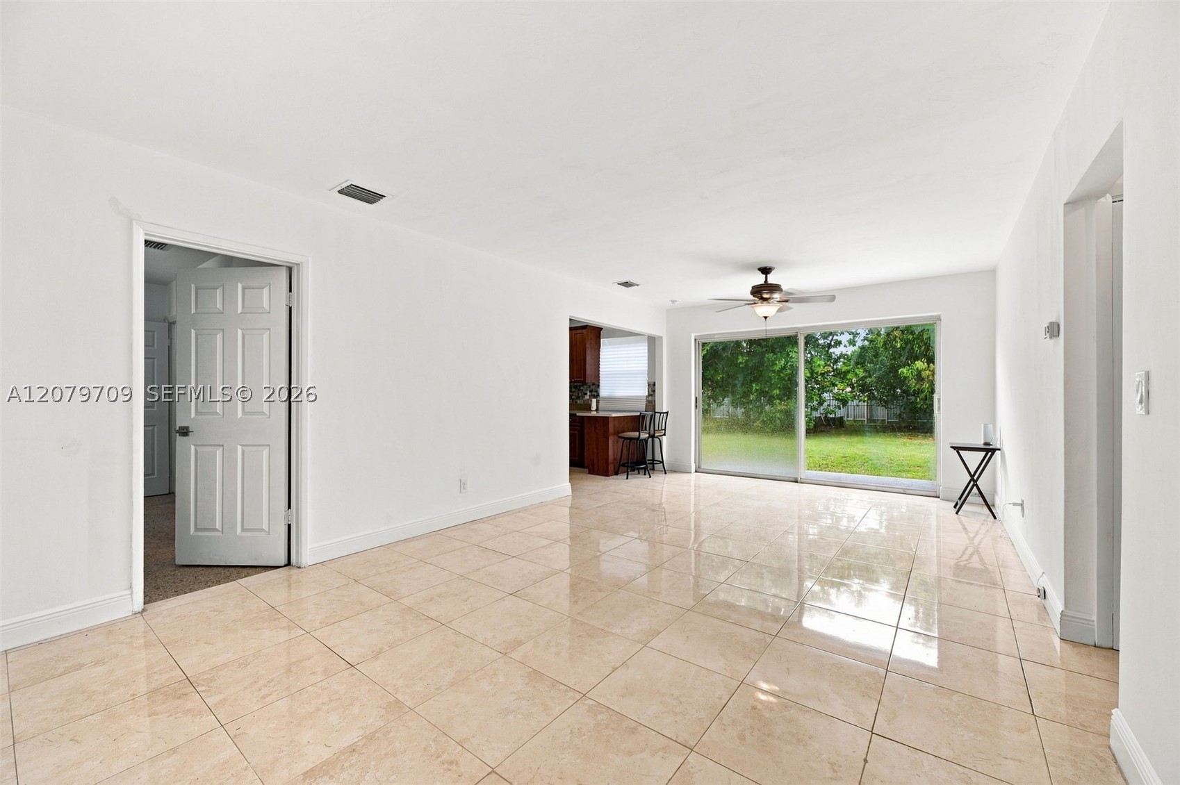 2135 Nw 129th St Property Photo 9