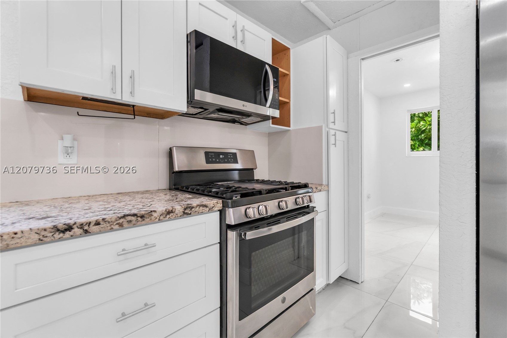 9450 Sw 25th Dr Property Photo 15