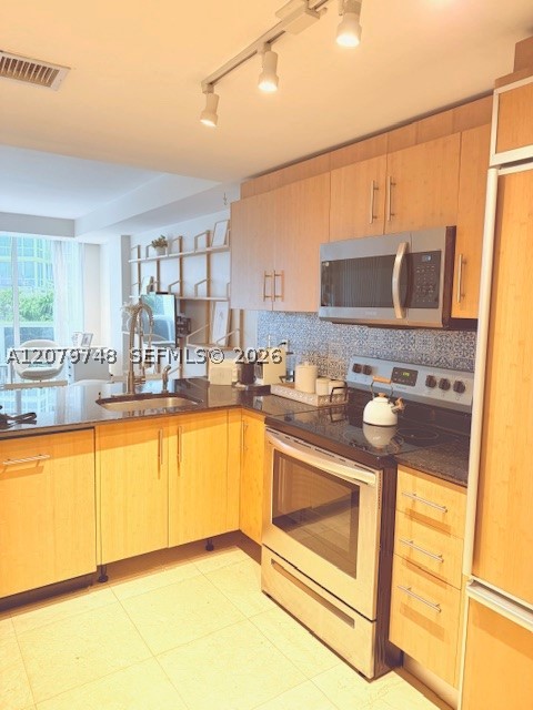 10275 Collins Ave 303 Property Photo 12