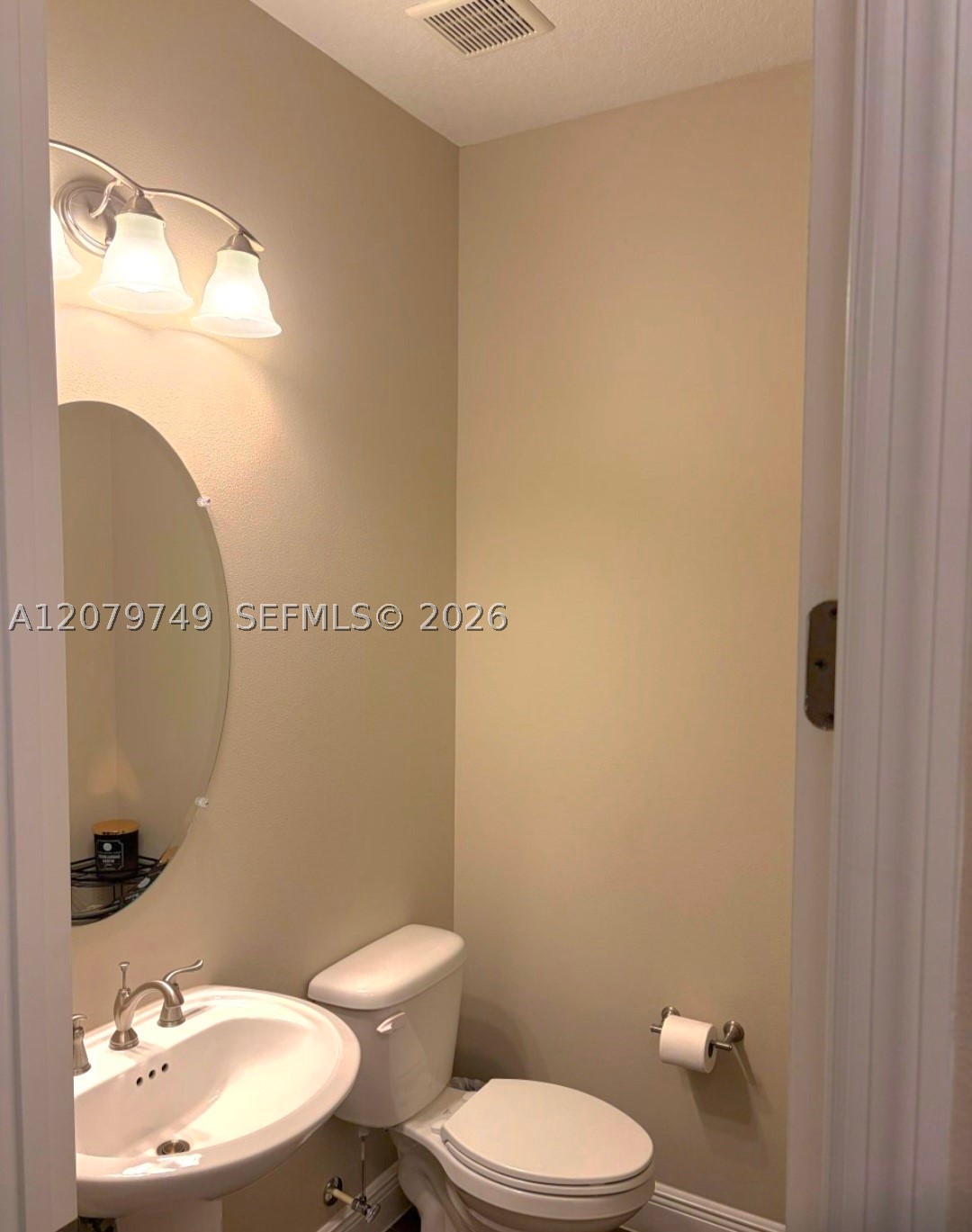 2919 Trasona Dr Property Photo 10