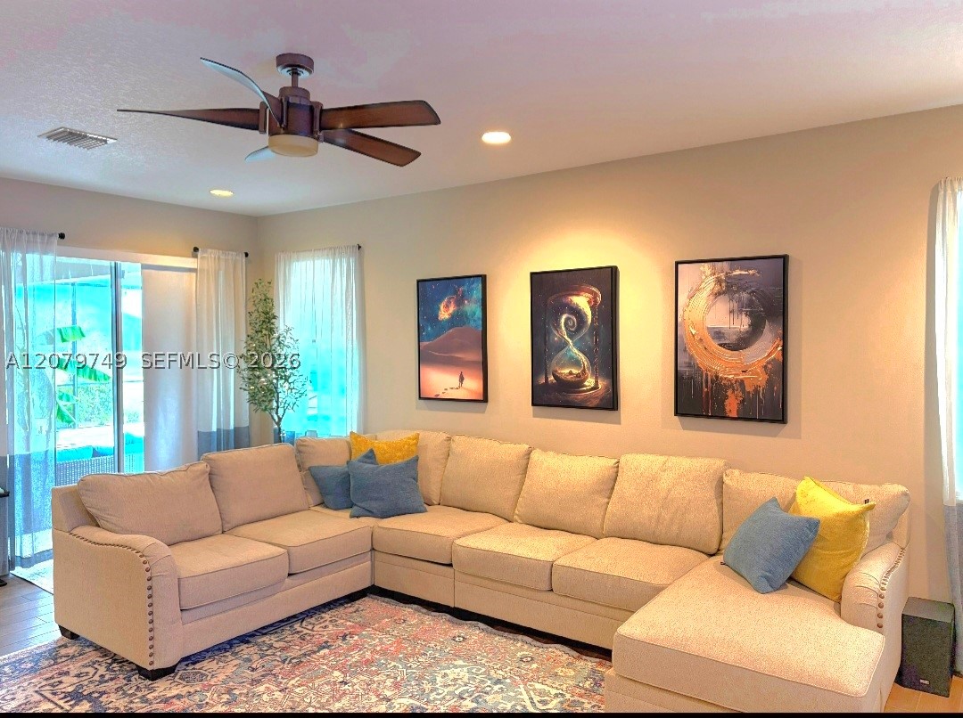 2919 Trasona Dr Property Photo 13