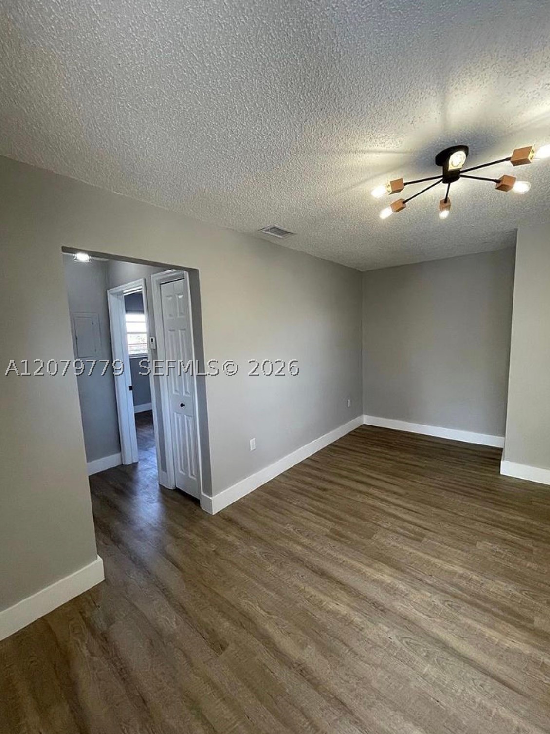 827 Sw 11th Ave 5 Property Photo 6