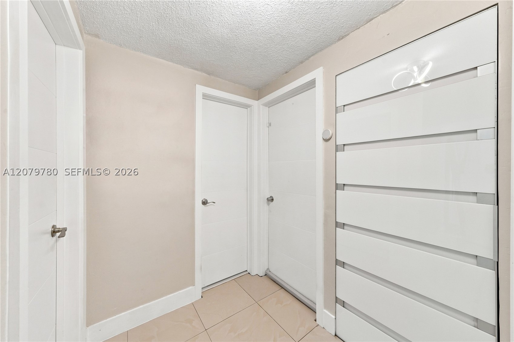 4041 W 8th Ave Property Photo 18
