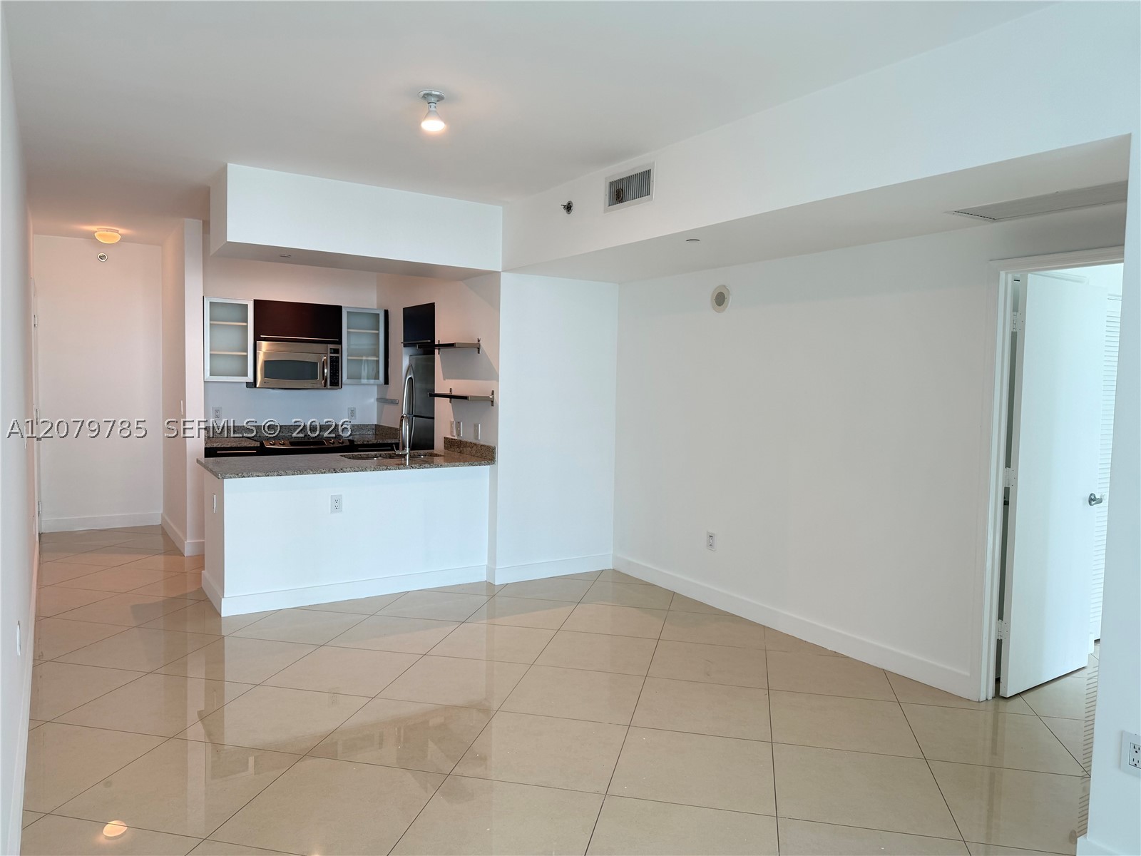 950 Brickell Bay Dr 601 Property Photo 2