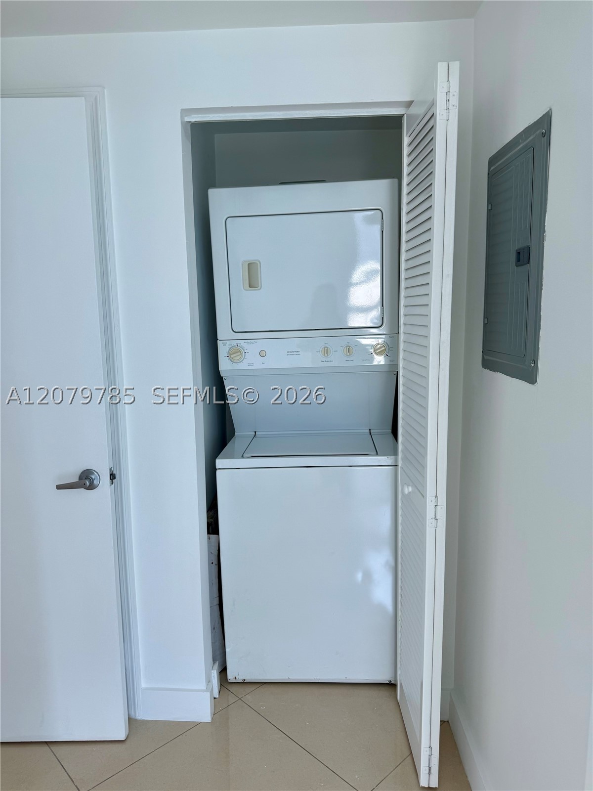 950 Brickell Bay Dr 601 Property Photo 11