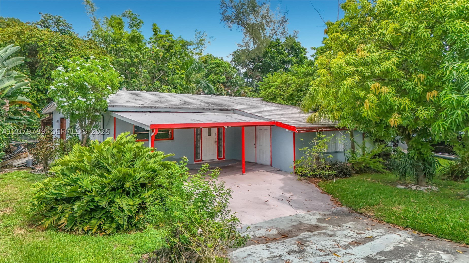 5661 Allen St Property Photo 1