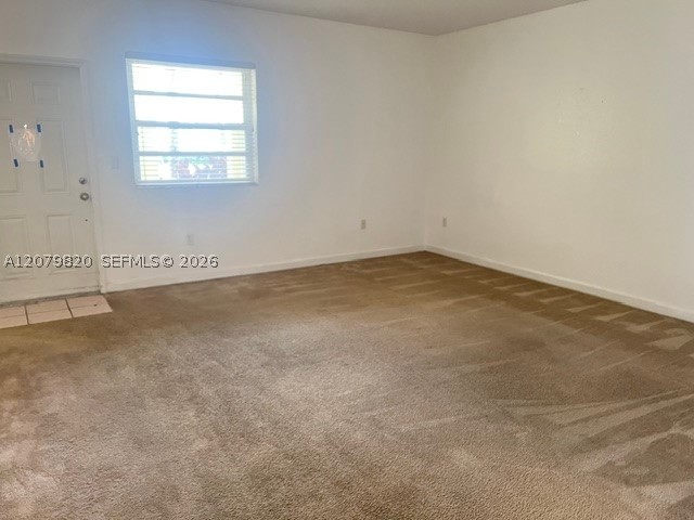 2728 Ne 3rd Ct 105 Property Photo 13