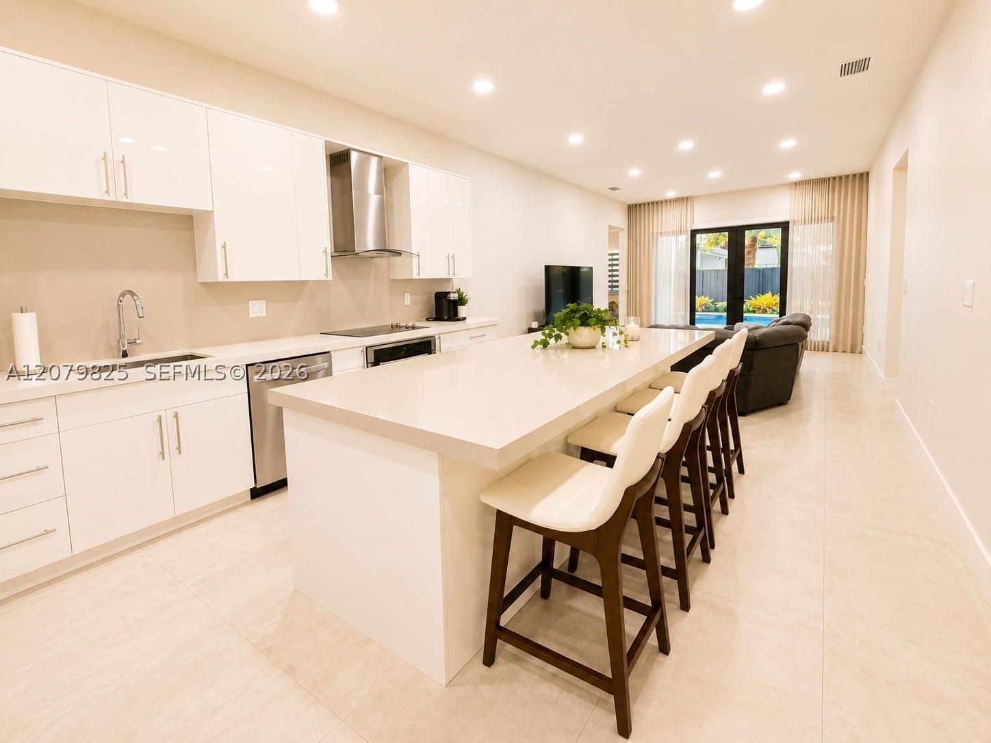 A12079825 Property Photo 16