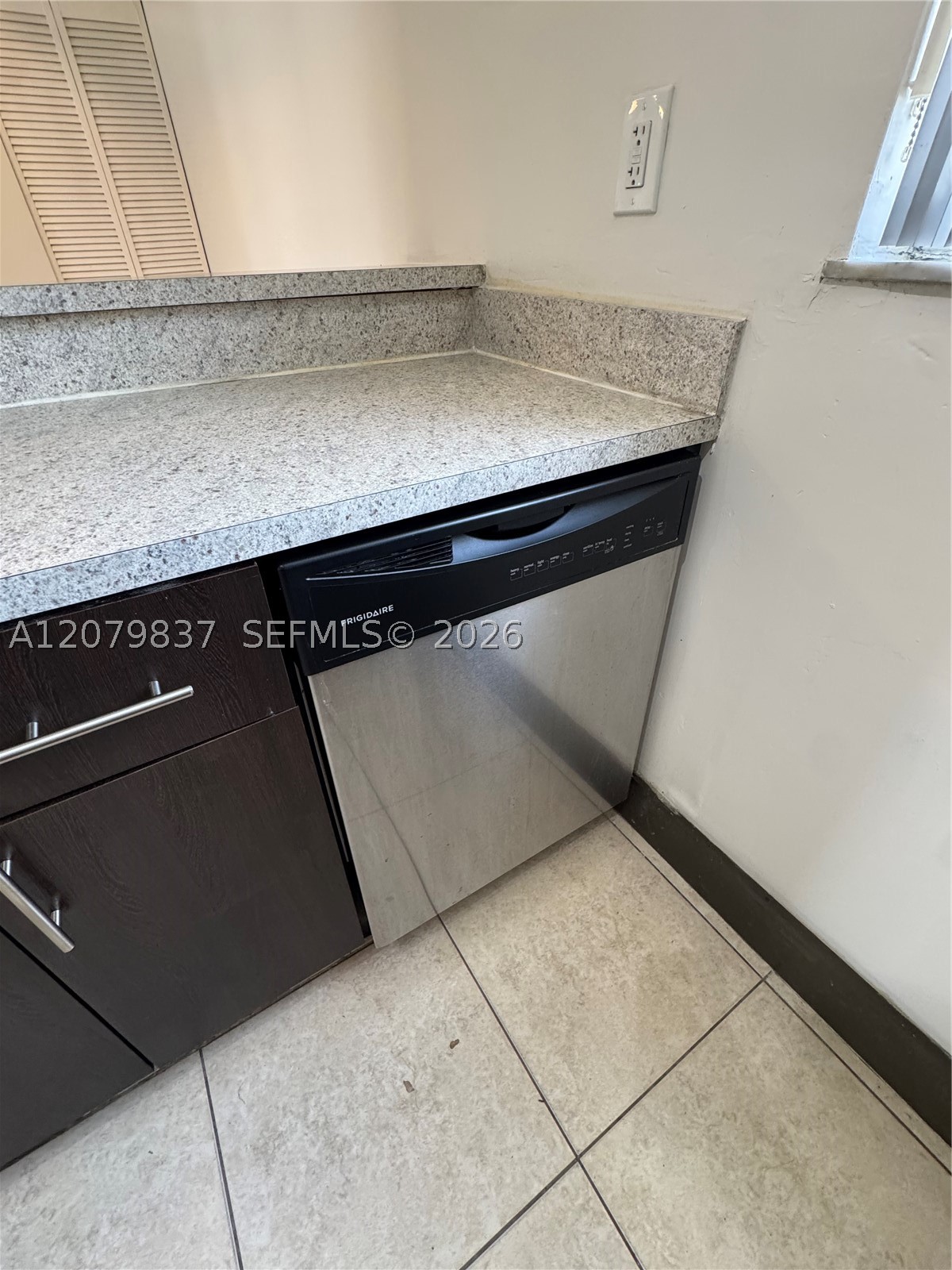 18224 Mediterranean Blvd 2-17 Property Photo 8