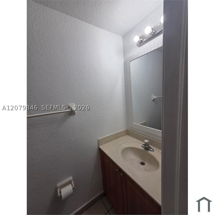 875 Sw 6th Pl 0 Property Photo 5