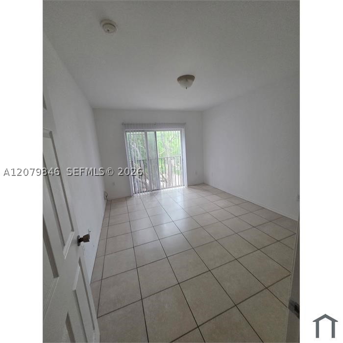 875 Sw 6th Pl 0 Property Photo 13