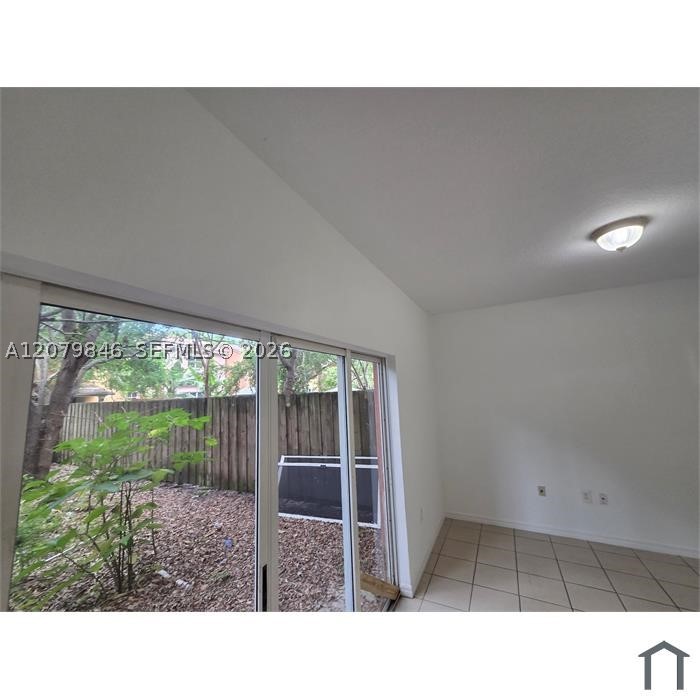 875 Sw 6th Pl 0 Property Photo 24