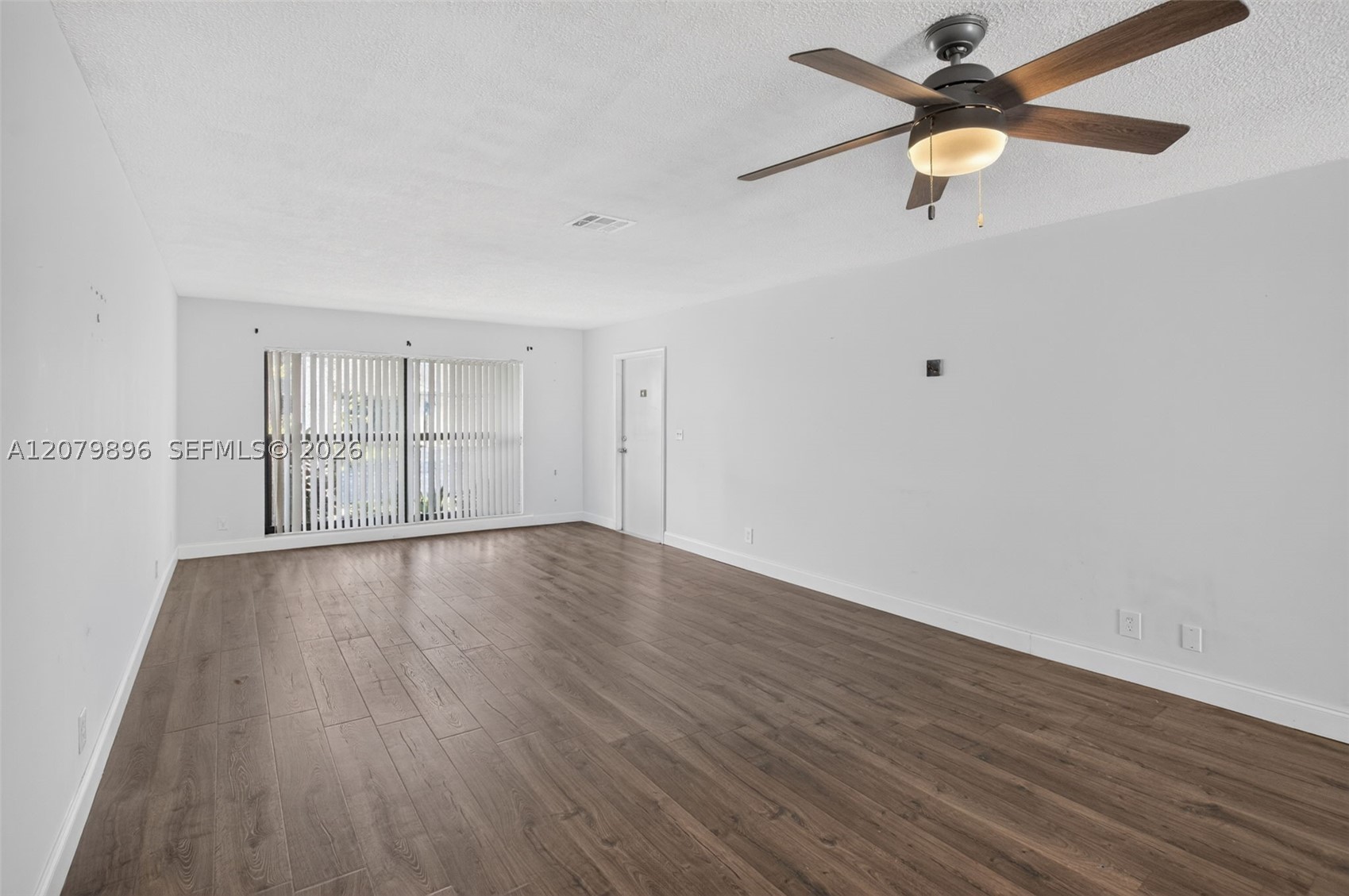10086 Eaglewood Rd B Property Photo 11
