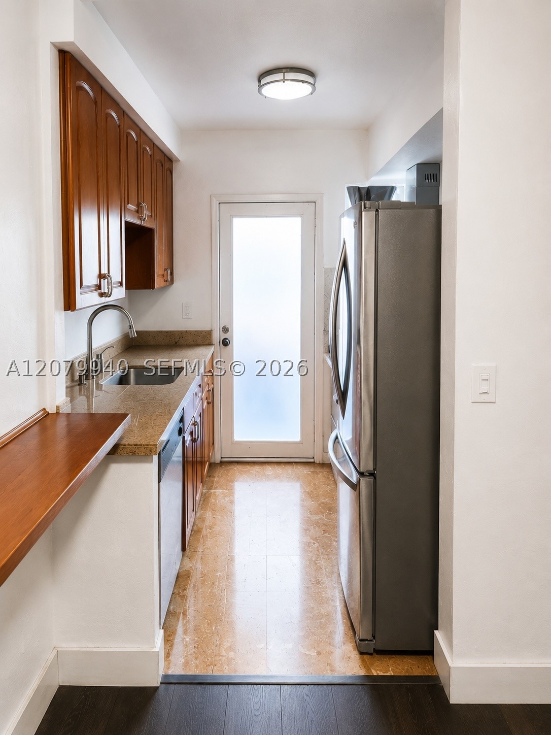 549 Meridian Ave 4 Property Photo 4