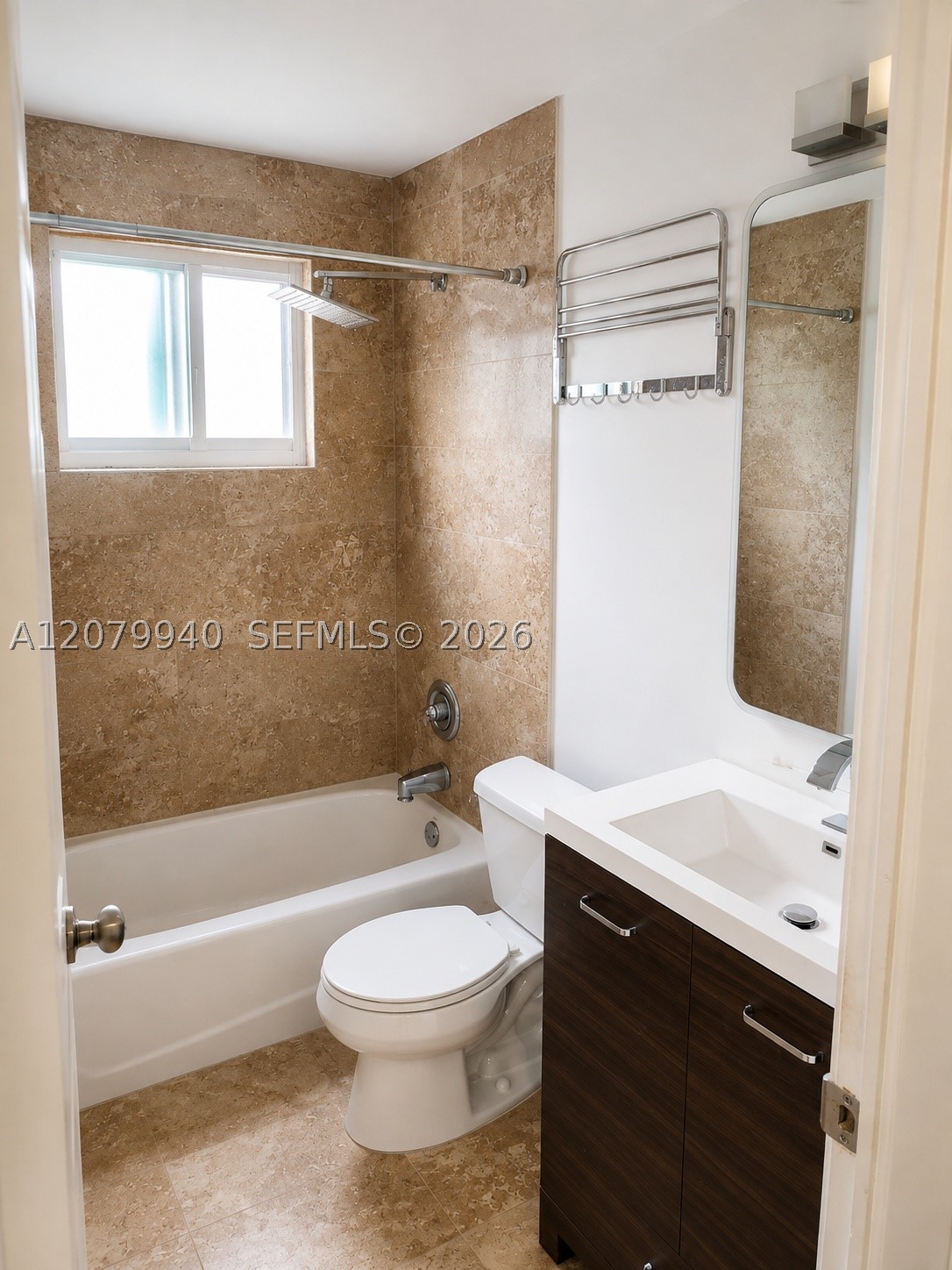 549 Meridian Ave 4 Property Photo 7