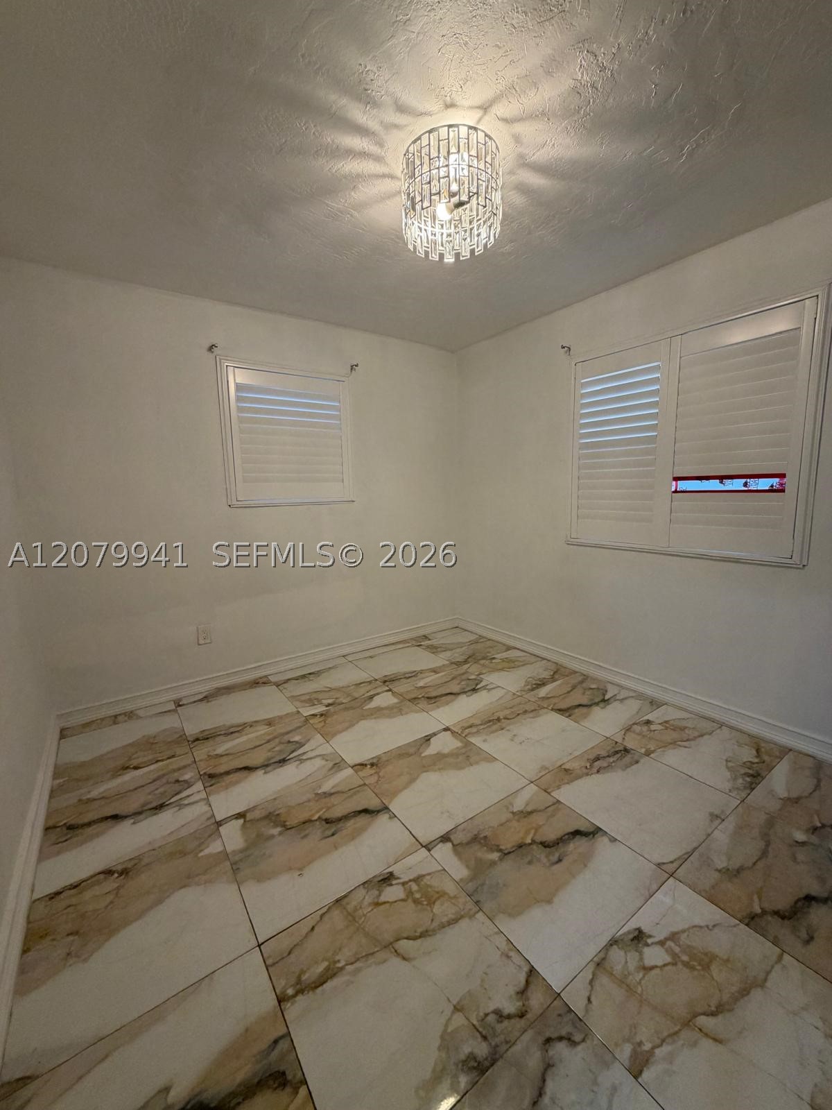 3151 Sw 37th Ave Property Photo 9