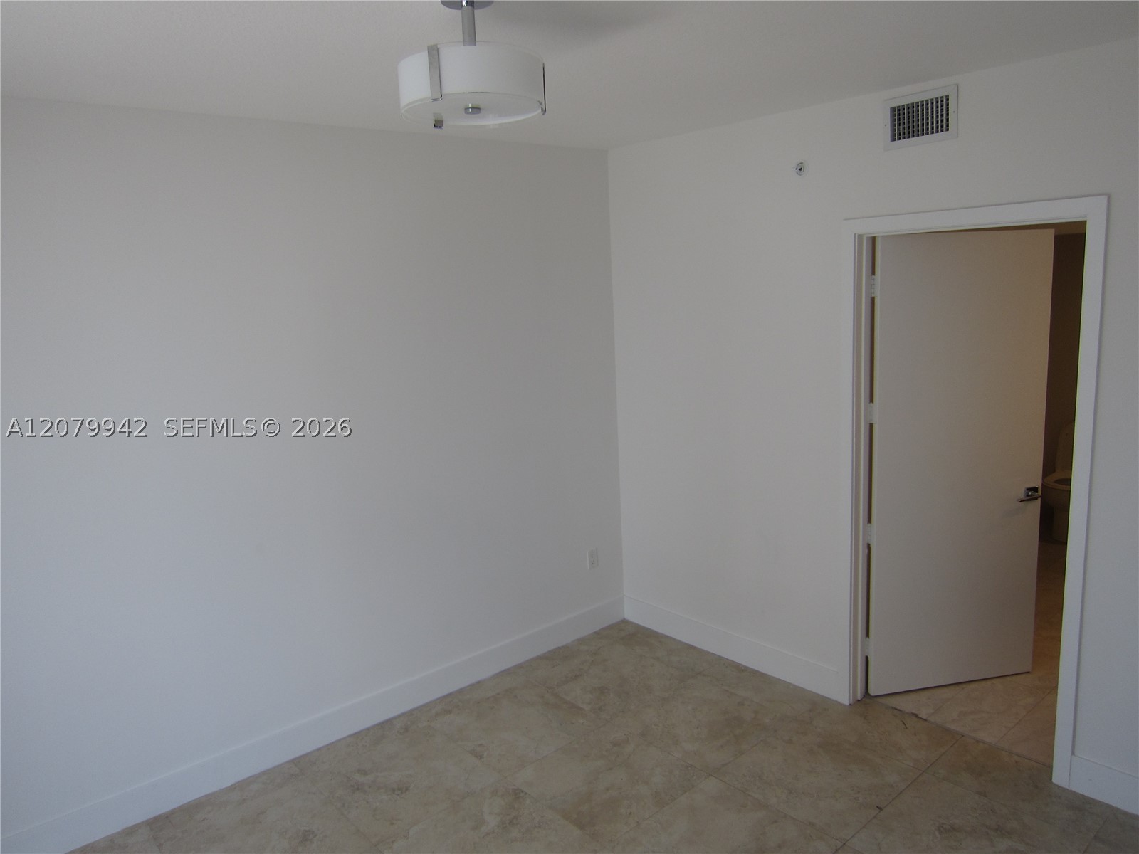488 Ne 18th St 3404 Property Photo 13