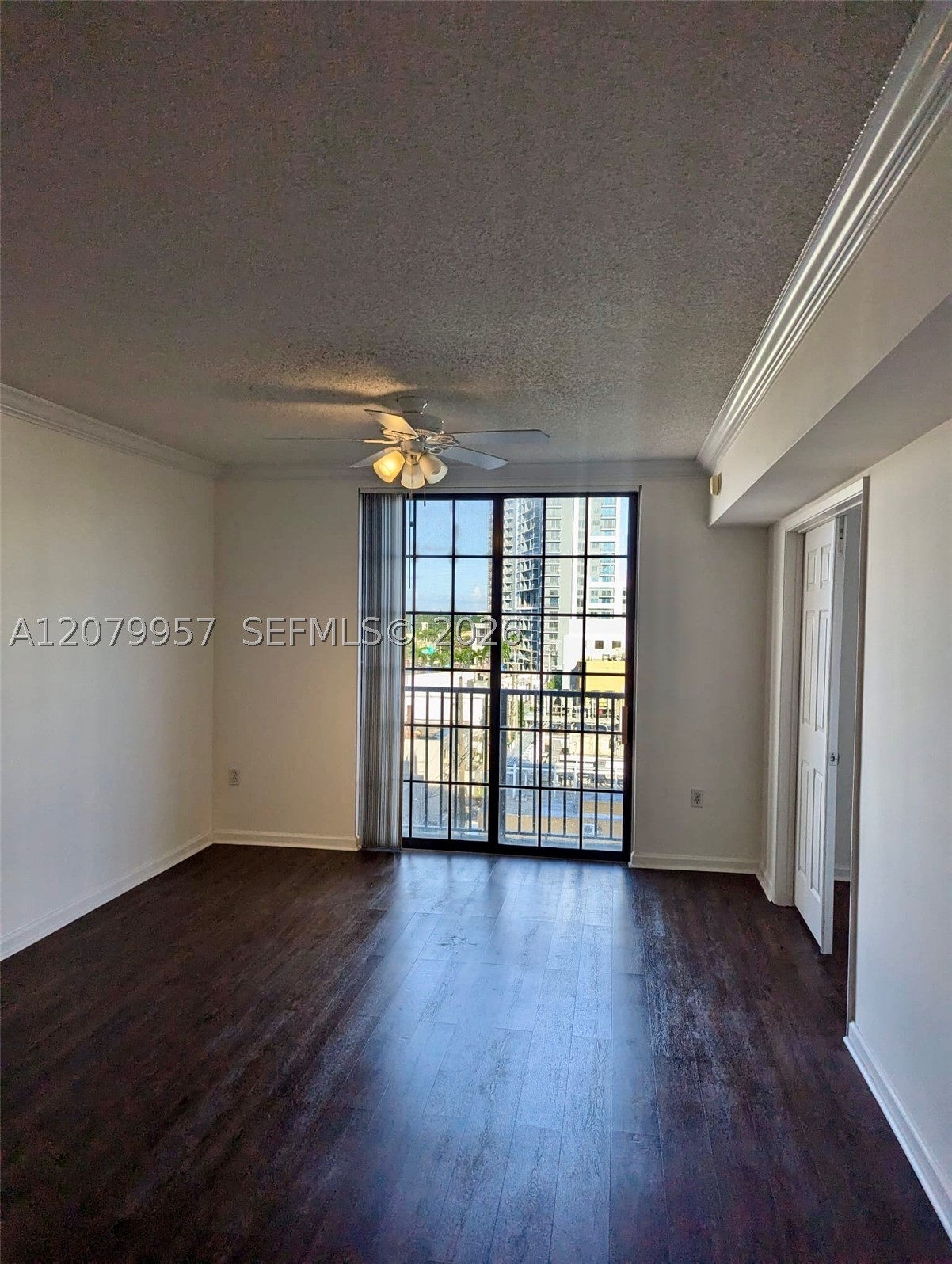 1919 Van Buren St 721A Property Photo 1
