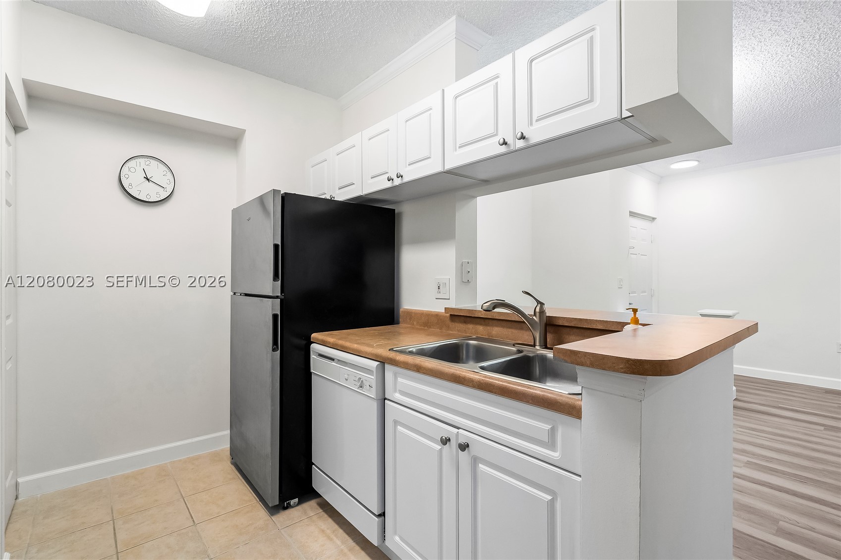 17150 N Bay Rd 2301 Property Photo 4