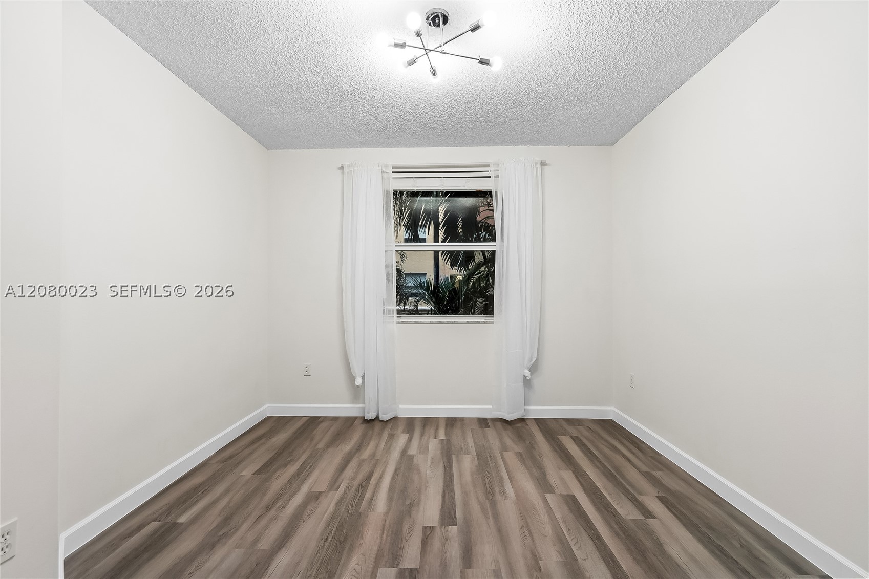 17150 N Bay Rd 2301 Property Photo 18