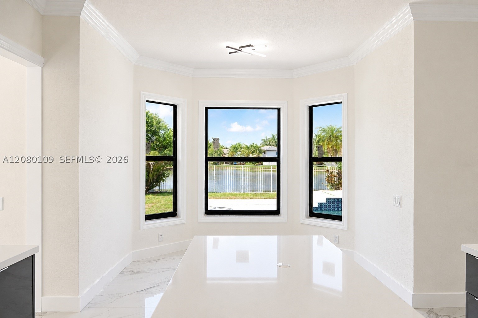 1672 Victoria Pointe Cir Property Photo 13