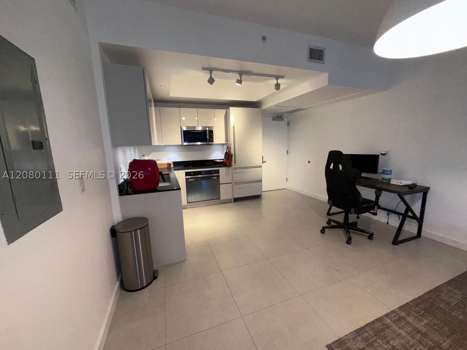 1010 Brickell Ave 4507 Property Photo 3