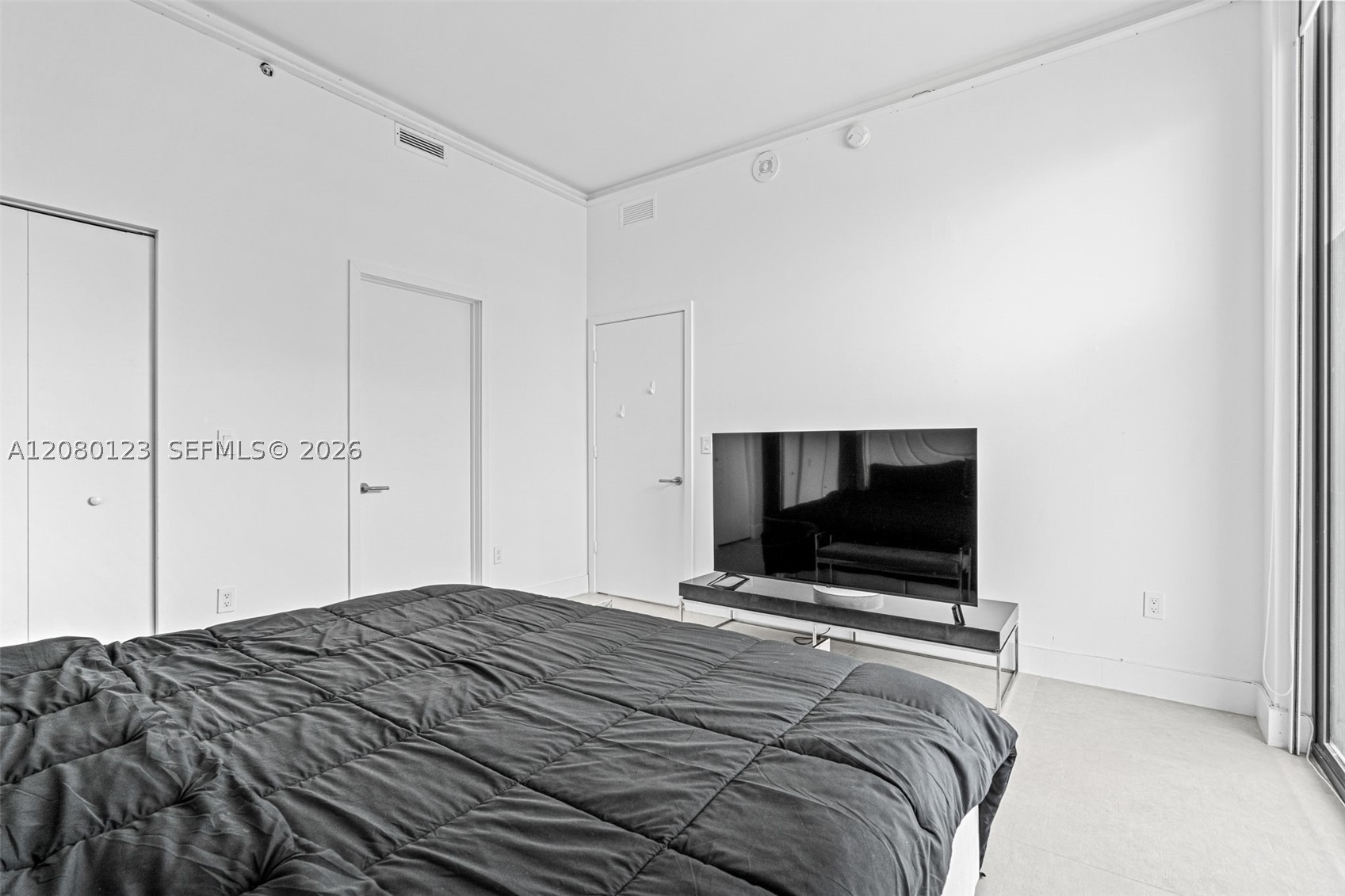 1300 S Miami Ave Ph5209 Property Photo 24