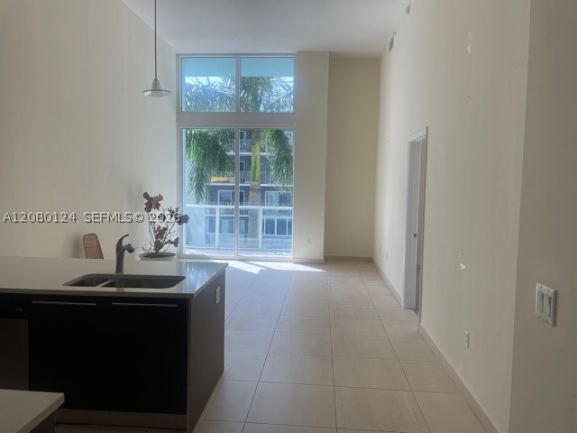 1900 N Bayshore Dr 511 Property Photo 3
