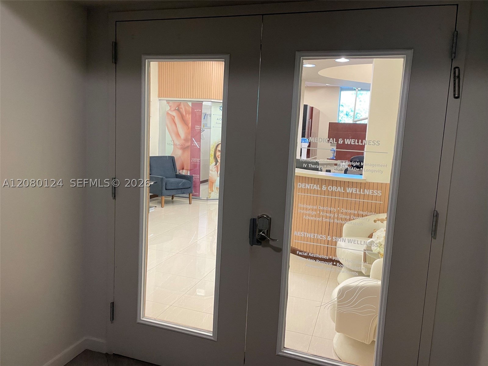 1900 N Bayshore Dr 511 Property Photo 10