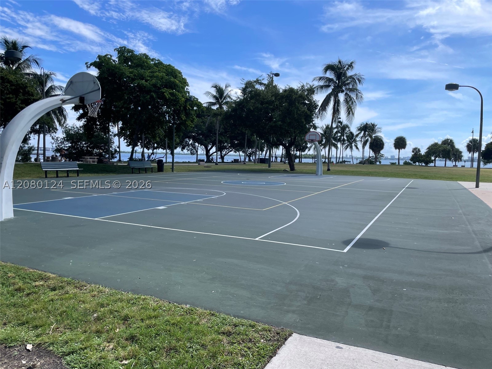 1900 N Bayshore Dr 511 Property Photo 29