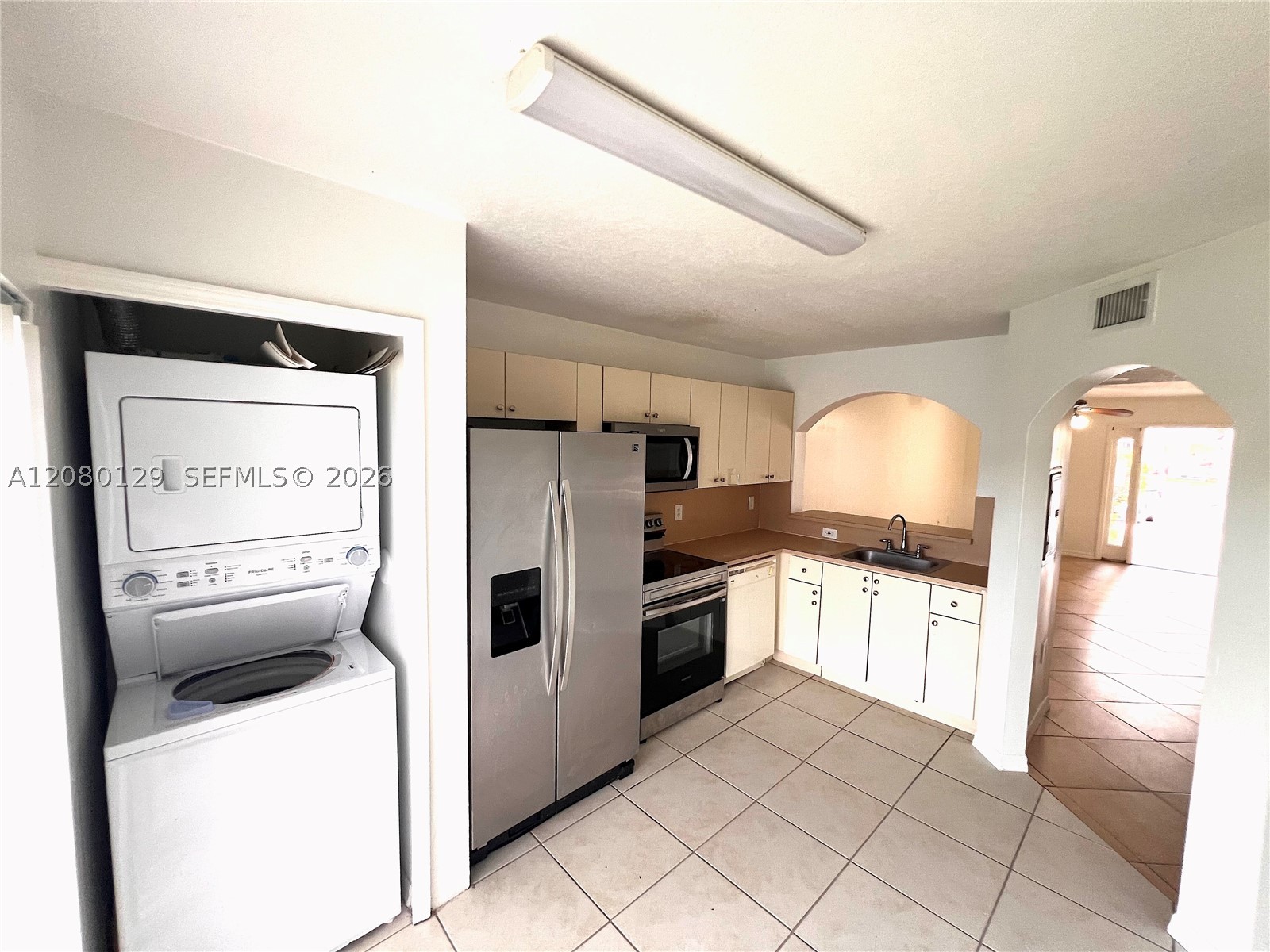 2921 Se 12th Rd 104-56 Property Photo 5