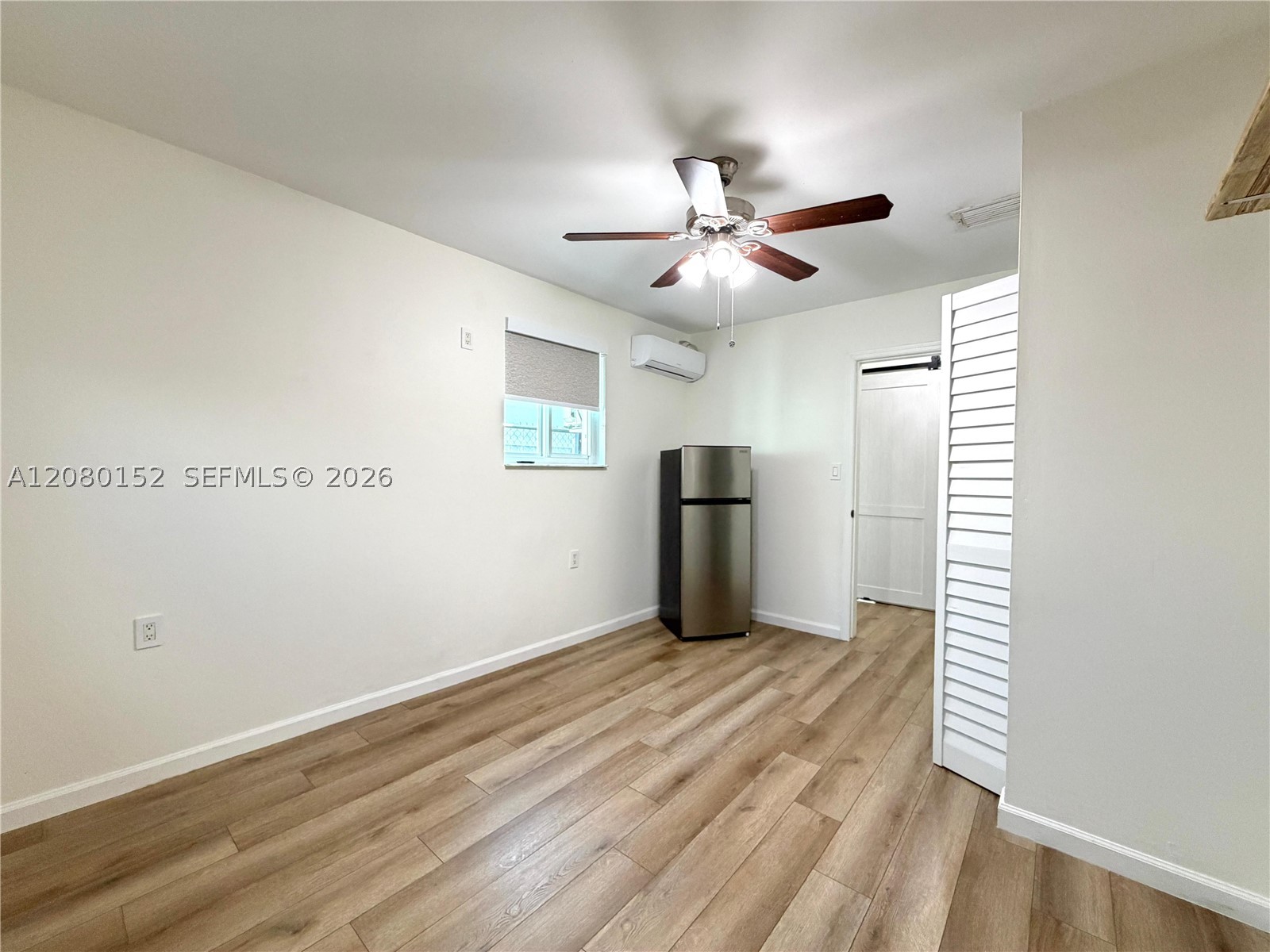2625 SW 67th Ave Efficiency Property Photo 1