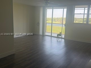 3150 W Rolling Hills Cir 403 Property Photo 4