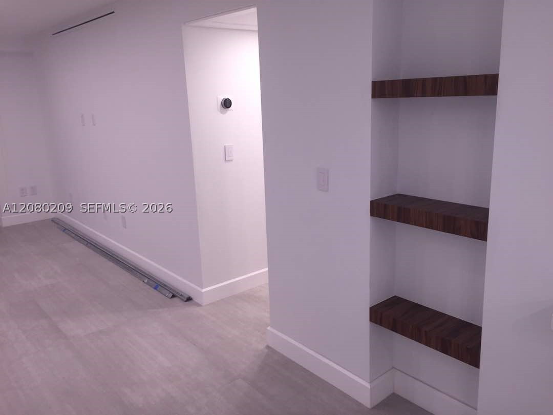 9801 Collins Ave 12q Property Photo 3
