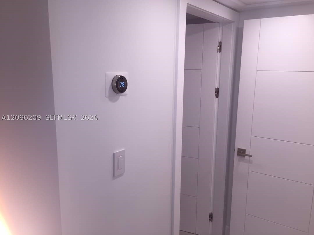 9801 Collins Ave 12q Property Photo 4