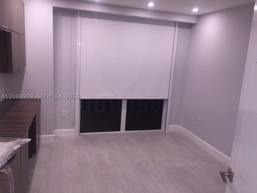 9801 Collins Ave 12q Property Photo 5