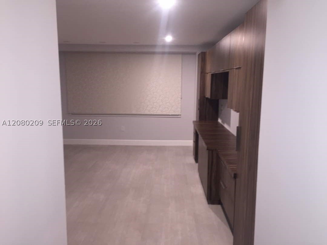 9801 Collins Ave 12q Property Photo 16