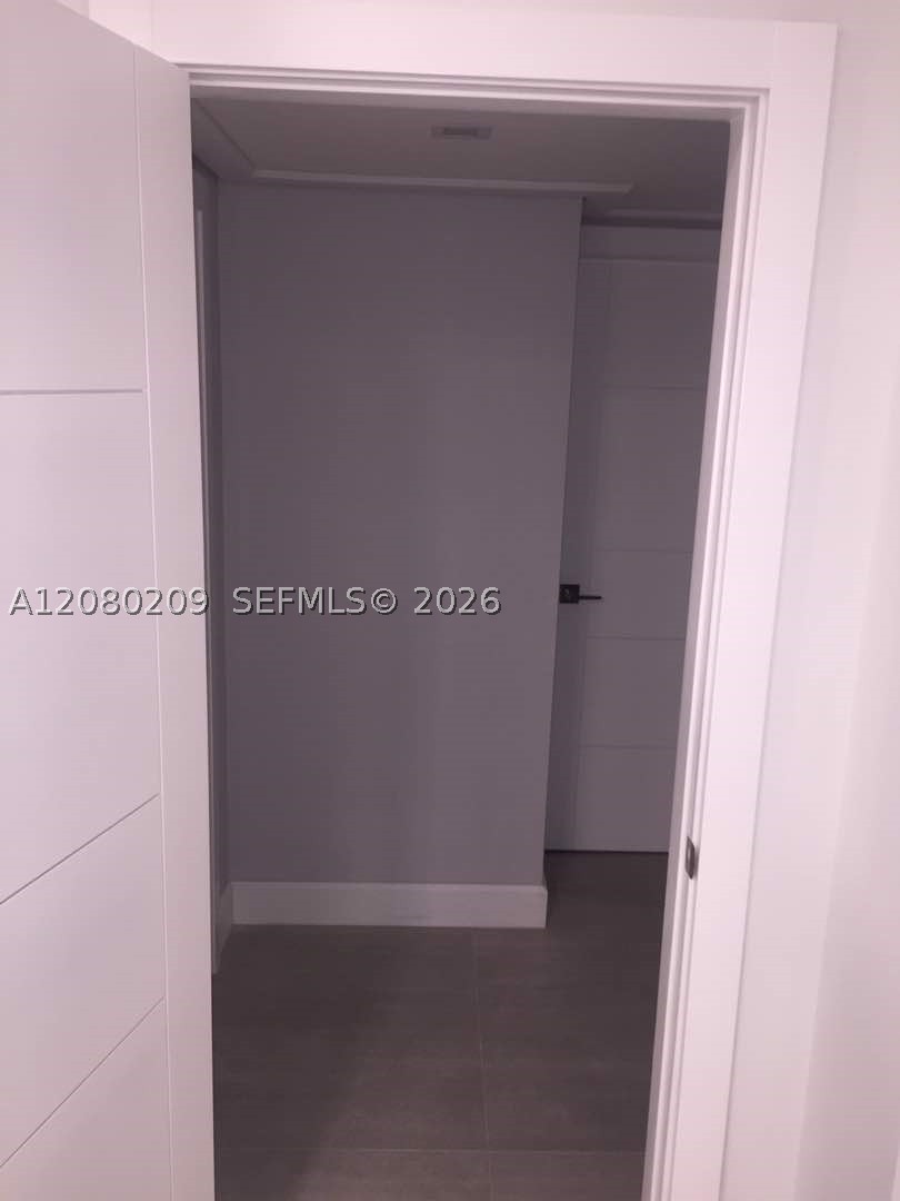9801 Collins Ave 12q Property Photo 17