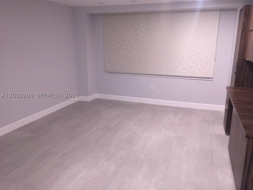 9801 Collins Ave 12q Property Photo 18