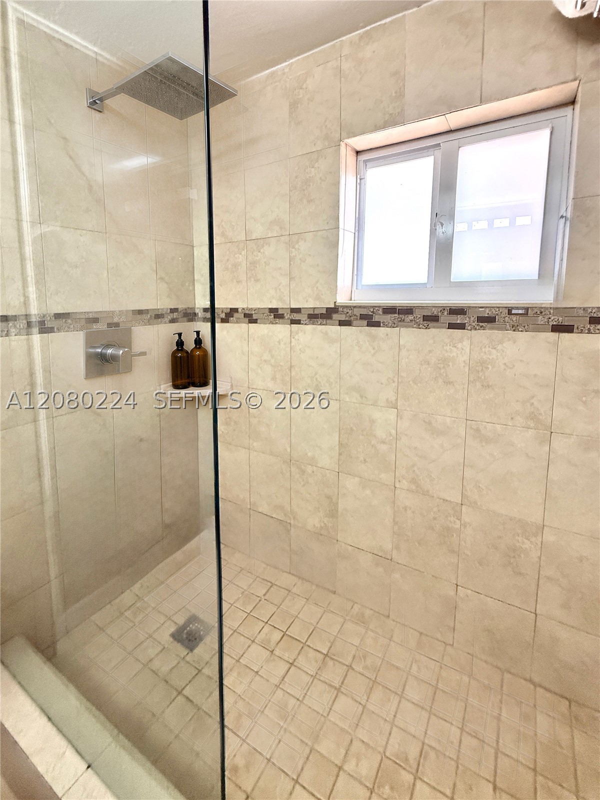 738 Ne 83rd Ter Property Photo 20
